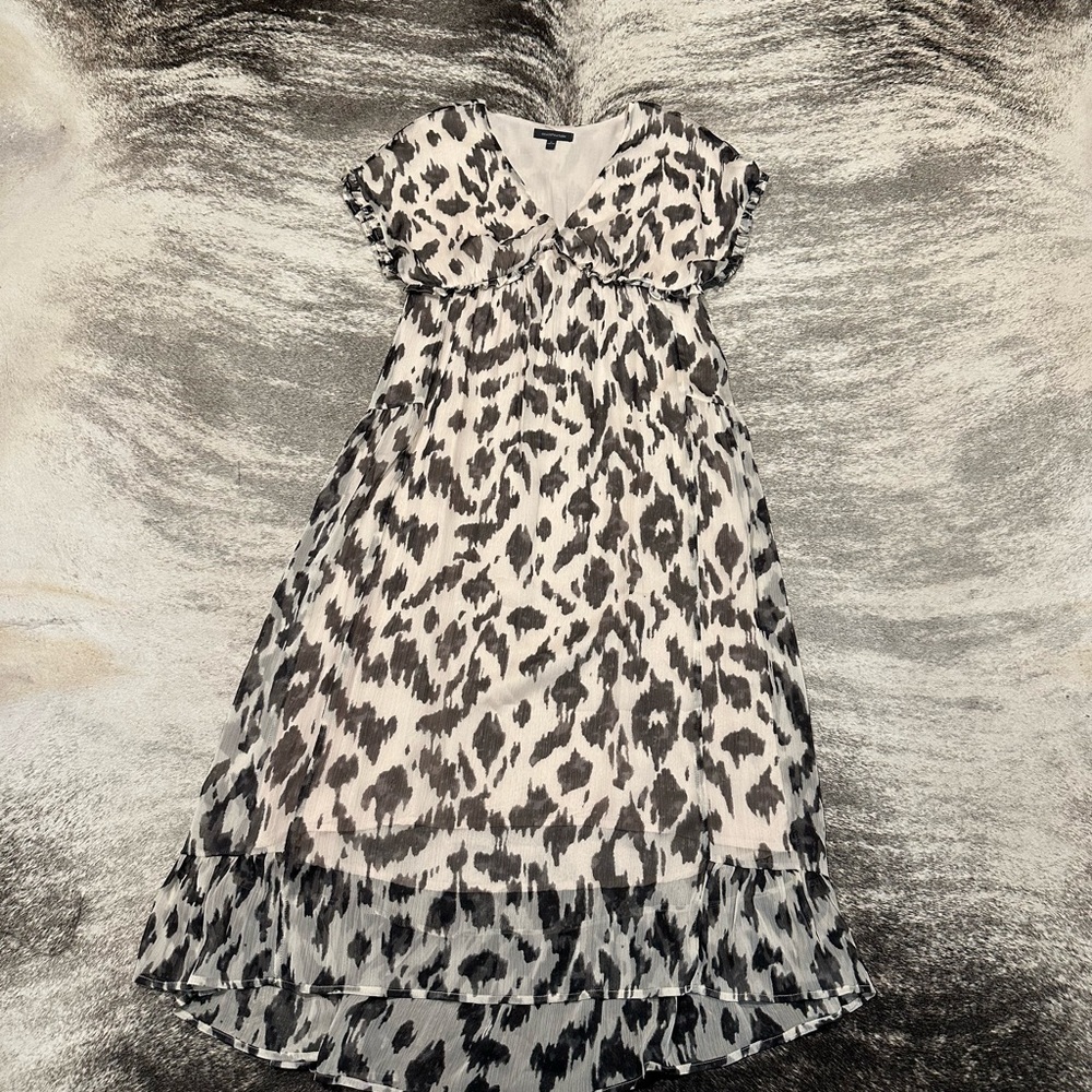 Elegant Black and White Maxi Dress